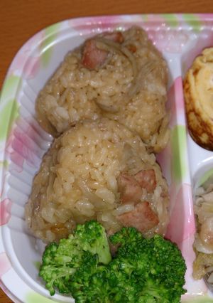 スパムで炊き込みご飯-レシピのメイン写真