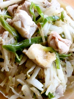 簡単!鶏モモ肉の塩麹炒め、ムネ肉でも♪-レシピのメイン写真