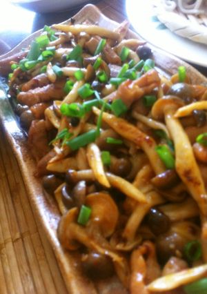 味付けホルモンのシメジ炒め-レシピのメイン写真