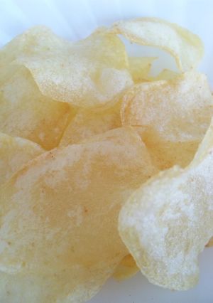ダシダで☆おやつ☆コンソメ味ポテチ-レシピのメイン写真