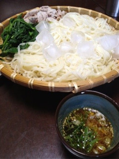 ザルうどん 茹で豚・モロヘイヤ添え-レシピのメイン写真