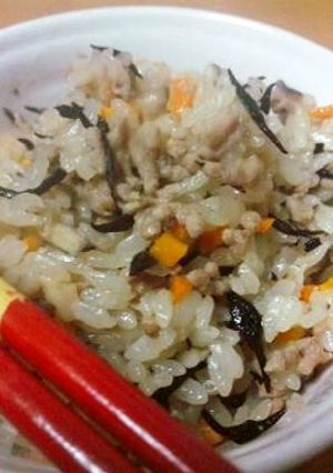 おばぁ直伝沖縄料理「じゅーしー」-レシピのメイン写真