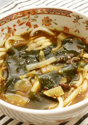 超簡単わかめスープで作るカレーうどん-レシピのメイン写真
