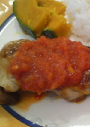 【超簡単】チキンソテー　トマトソース添え-レシピのメイン写真