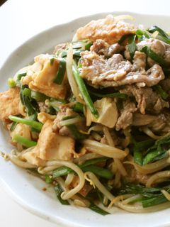 夏バテ予防!豚肉+塩麹de厚揚げニラ炒め-レシピのメイン写真