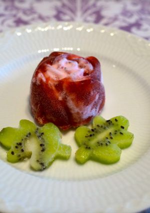 ストロベリーアイスの薔薇-レシピのメイン写真