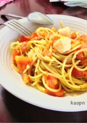 超簡単！トマトとバジルのスパゲッティ-レシピのメイン写真