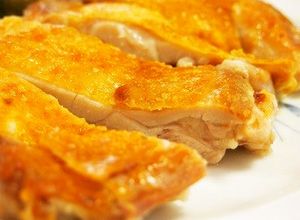 パリッパリでジューシー！絶品チキンソテー-レシピのメイン写真