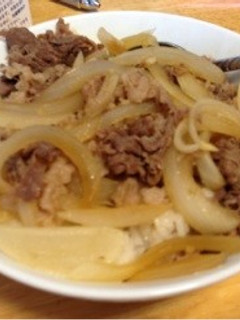 めんつゆとレンジで簡単牛丼♡-レシピのメイン写真