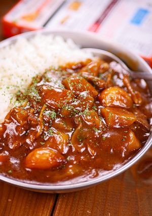 レトルトカレーを10倍おいしくする技🤩-レシピのメイン写真