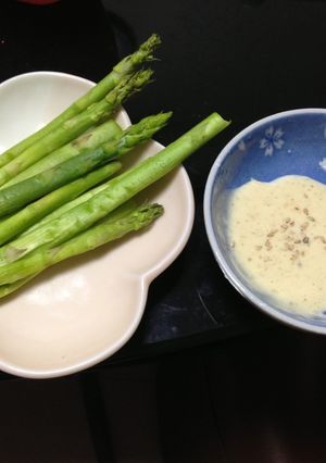 小腹が空いた時の間食に！梅マヨアスパラ！-レシピのメイン写真