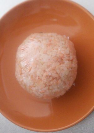 鮭マヨ♡おにぎり-レシピのメイン写真