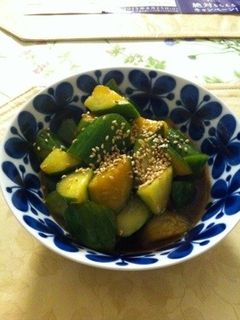 おつまみに♪ゴマ油入り胡瓜の和え物-レシピのメイン写真