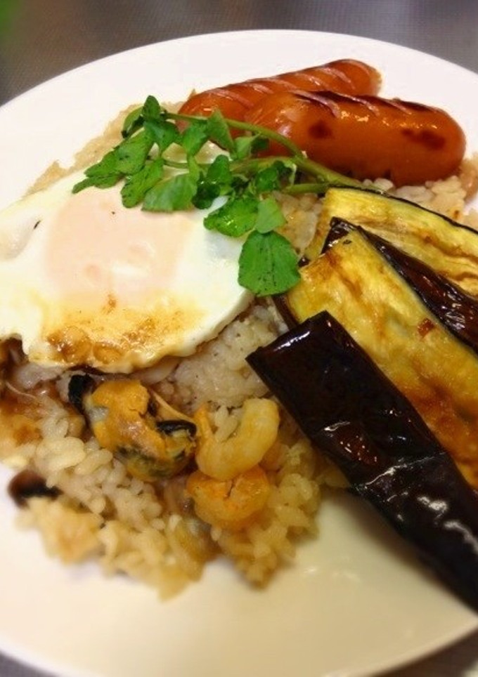 炊飯器にお任せ！コク旨シーフードドリア-レシピのメイン写真