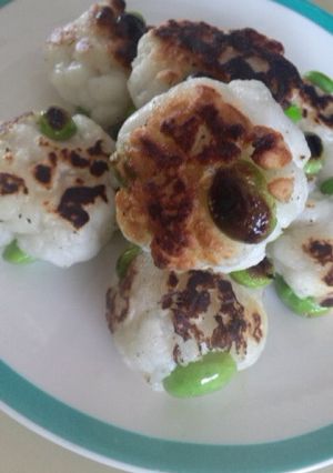 枝豆とはんぺんのチーズInボール-レシピのメイン写真