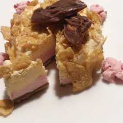 รูปของ オモチャみたいな☆小さなアイスケーキ