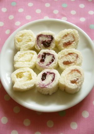ふんわり食パンで♡爽やかくるくるパン-レシピのメイン写真