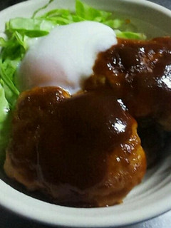 簡単豆腐ハンバーグでロコモコ丼-レシピのメイン写真