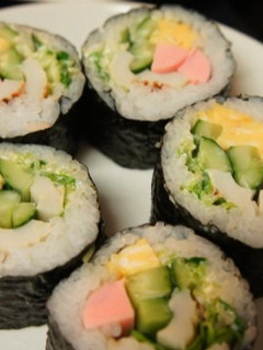 冷蔵庫整理♪太巻き【魚肉ソーセージ巻き】-レシピのメイン写真