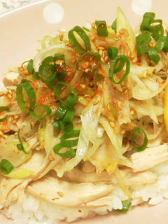 鶏胸肉のピリ辛ねぎ油のせ丼-レシピのメイン写真