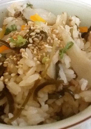 *塩昆布の炊き込みゴハン*-レシピのメイン写真