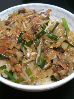 残り野菜とサンマの蒲焼き缶詰め丼-レシピのメイン写真