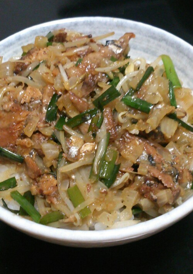 残り野菜とサンマの蒲焼き缶詰め丼-レシピのメイン写真