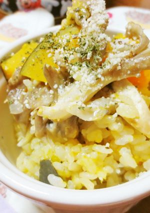 炊飯器で簡単☆かぼちゃときのこのピラフ-レシピのメイン写真