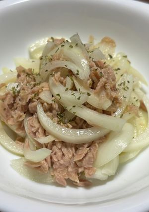 簡単！玉ねぎ🧅とツナのサラダ🥗😃-レシピのメイン写真