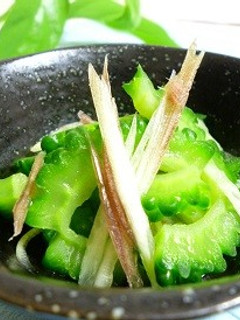 簡単♪ゴーヤとみょうがのさっぱり和え-レシピのメイン写真