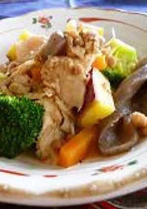 大豆で作られたお肉風ミンチと根菜の煮物-レシピのメイン写真
