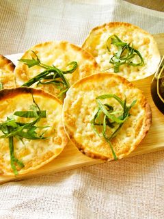 簡単おつまみ☆餃子の皮で明太ピザ-レシピのメイン写真