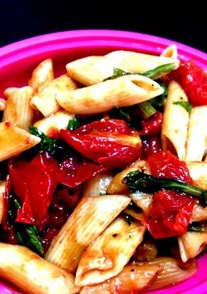 【暑い時に!】冷製トマトとセロリのペンネ-レシピのメイン写真