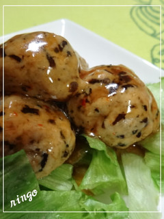 はんぺん加えてふわふわ♪ひじき入り肉団子-レシピのメイン写真