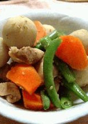 鶏肉と里芋のごま味噌煮-レシピのメイン写真