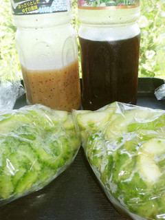 ざく切り野菜のドレッシング漬け・瓜ゴーヤ-レシピのメイン写真