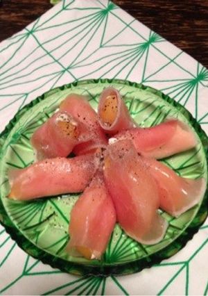 プラムと生ハムのクリームチーズ巻き-レシピのメイン写真