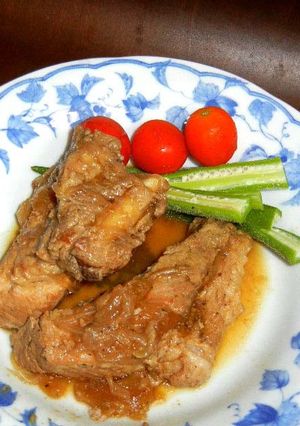 パイナップルと煮込んでやわやわスペアリブ-レシピのメイン写真