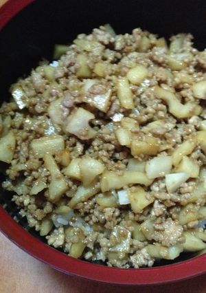 かんたん！れんこんと豚肉のそぼろ♪-レシピのメイン写真