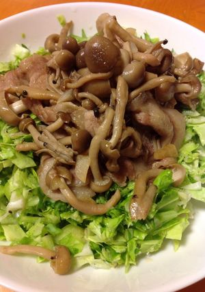 豚肉としめじのニンニク醤油炒め-レシピのメイン写真
