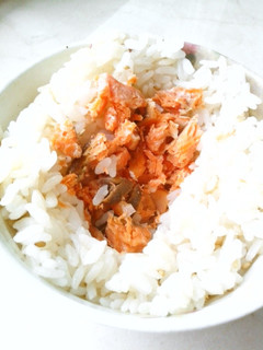 おにぎり:たっぷり焼鮭-レシピのメイン写真