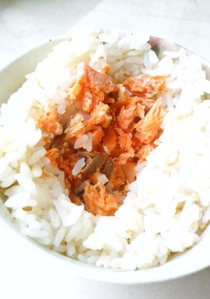 おにぎり:たっぷり焼鮭-レシピのメイン写真