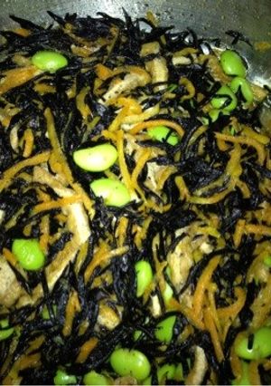 美味しい！枝豆入りひじきの煮物-レシピのメイン写真