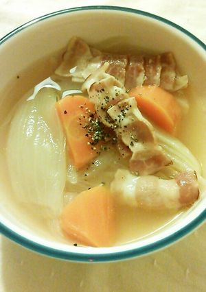 玉ねぎとベーコンのコンソメ煮-レシピのメイン写真