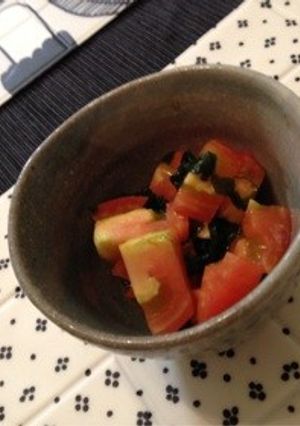 簡単美味しい♡わかめとトマトのサラダ-レシピのメイン写真