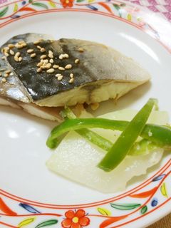 簡単☆フライパンで塩さばの酒蒸し-レシピのメイン写真