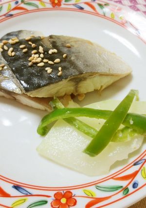簡単☆フライパンで塩さばの酒蒸し-レシピのメイン写真