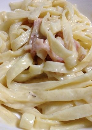 うどん乾麺の手抜き和風濃厚カルボナーラ-レシピのメイン写真