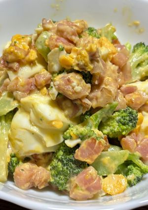 ブロッコリー🥦＆卵🥚＆ベーコン🥓サラダ🥗😃-レシピのメイン写真