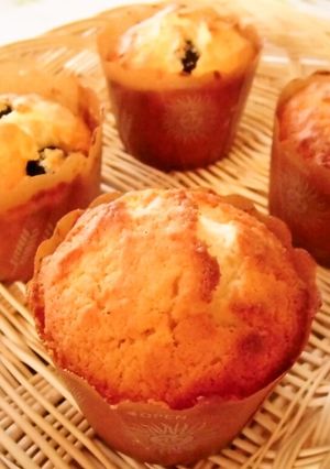 しっとりふんわり♪クリームチーズマフィン-レシピのメイン写真